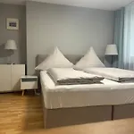 Studio Apartment am Hauptbahnhof N2